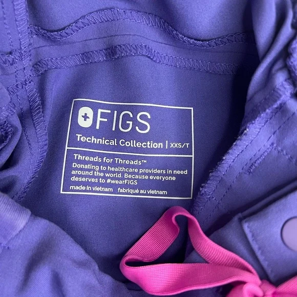 FIGS | XXS Tall High Waisted Sumaiya Skinny Scrub Pants - Picture 8 of 9